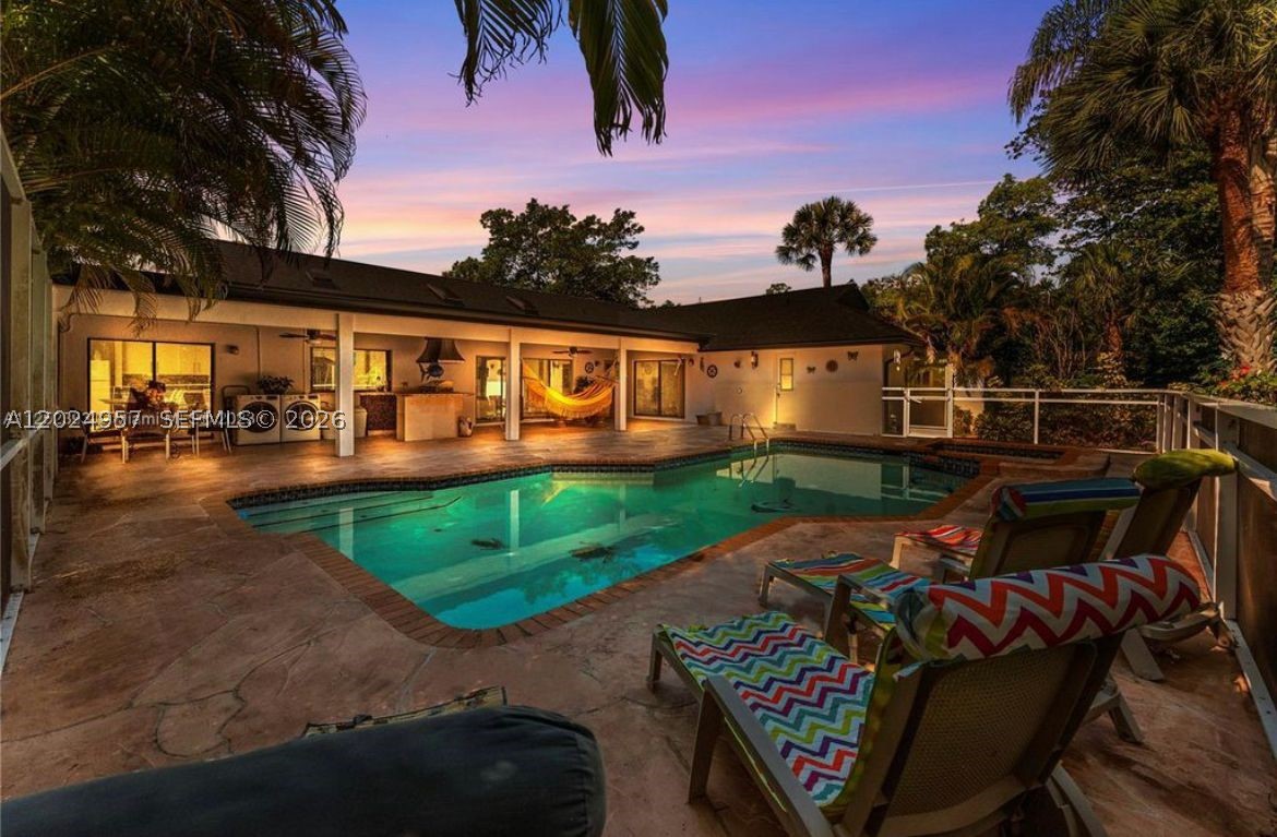 13353 Doubletree Cir — photo