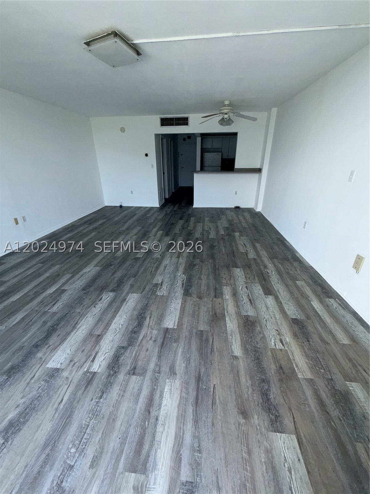 1470 NE 125th Ter 605 — photo
