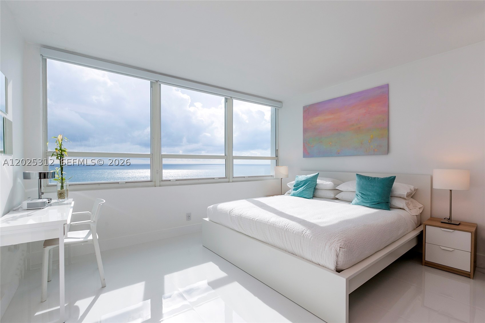 5445 Collins Ave 1232 — photo