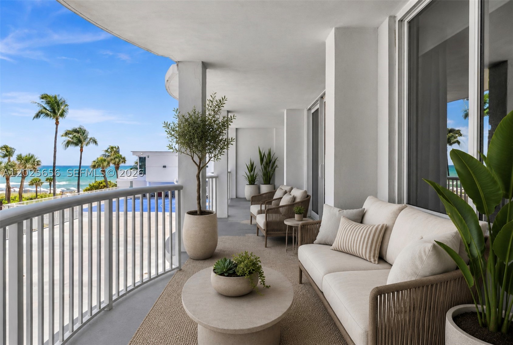 5401 Collins Ave 107 — photo