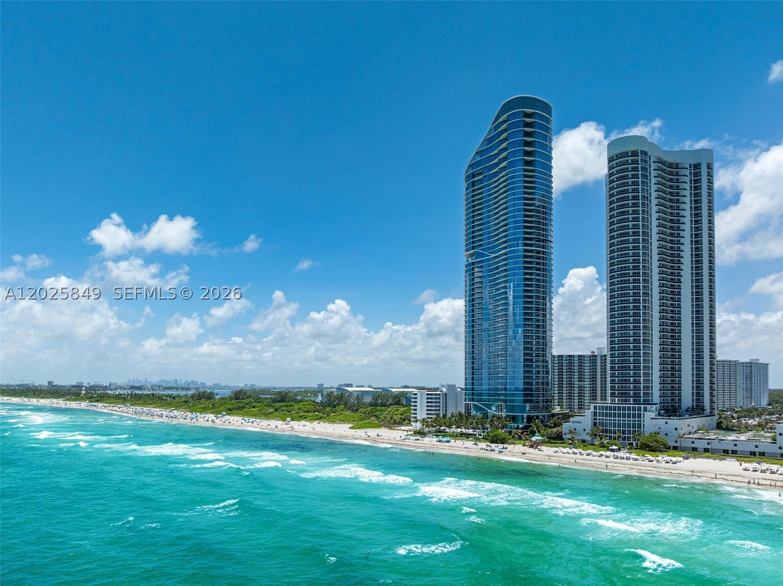 15701 Collins Ave 802 — photo