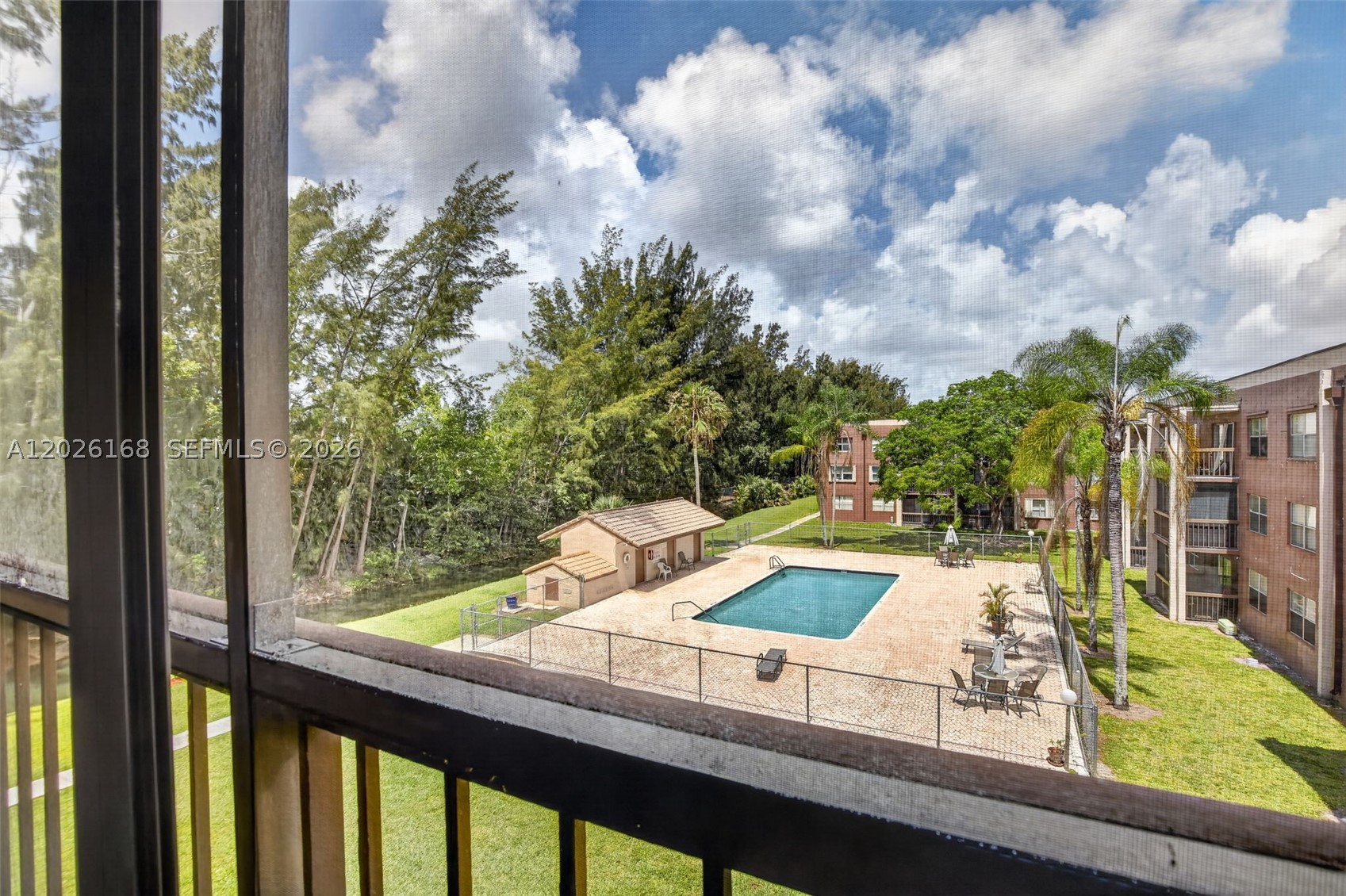 7020 Nova Dr 308D — photo