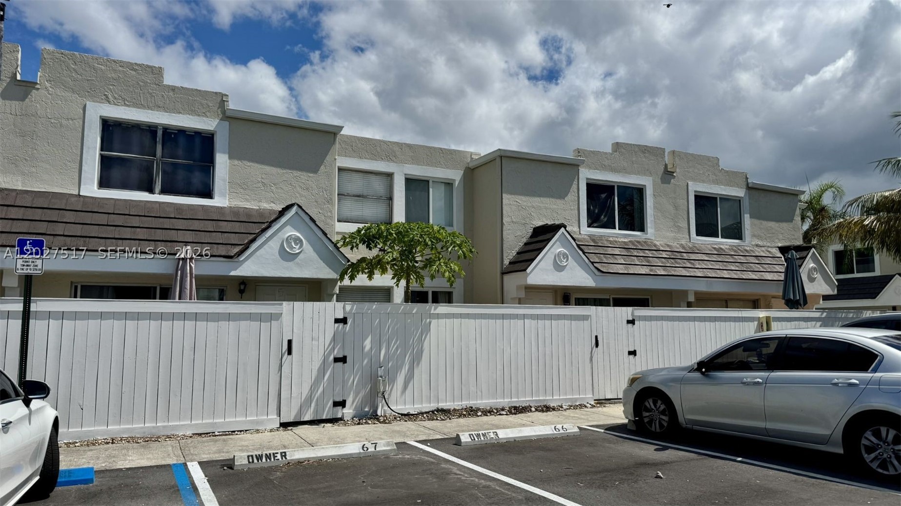 4540 SW 68th Ct Cir 43-7 — photo