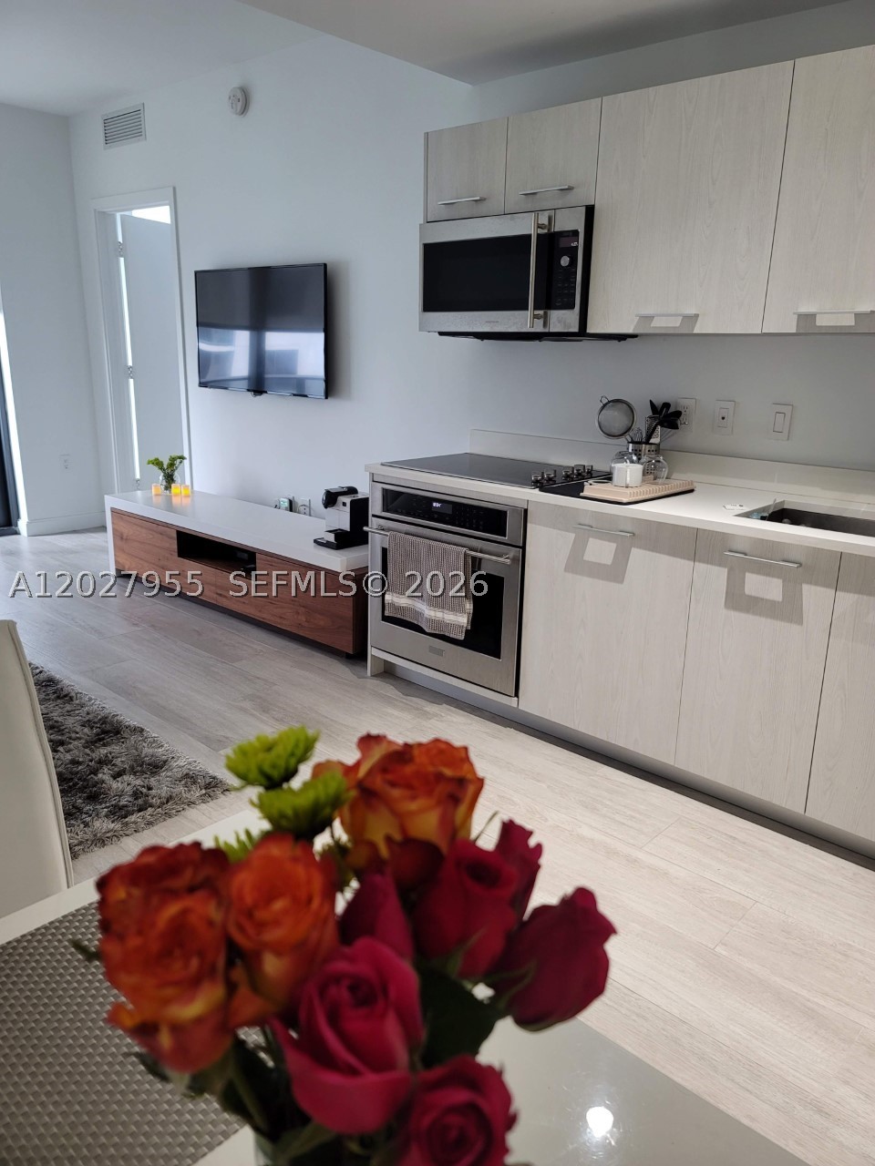 55 SW 9th St 2709 — photo