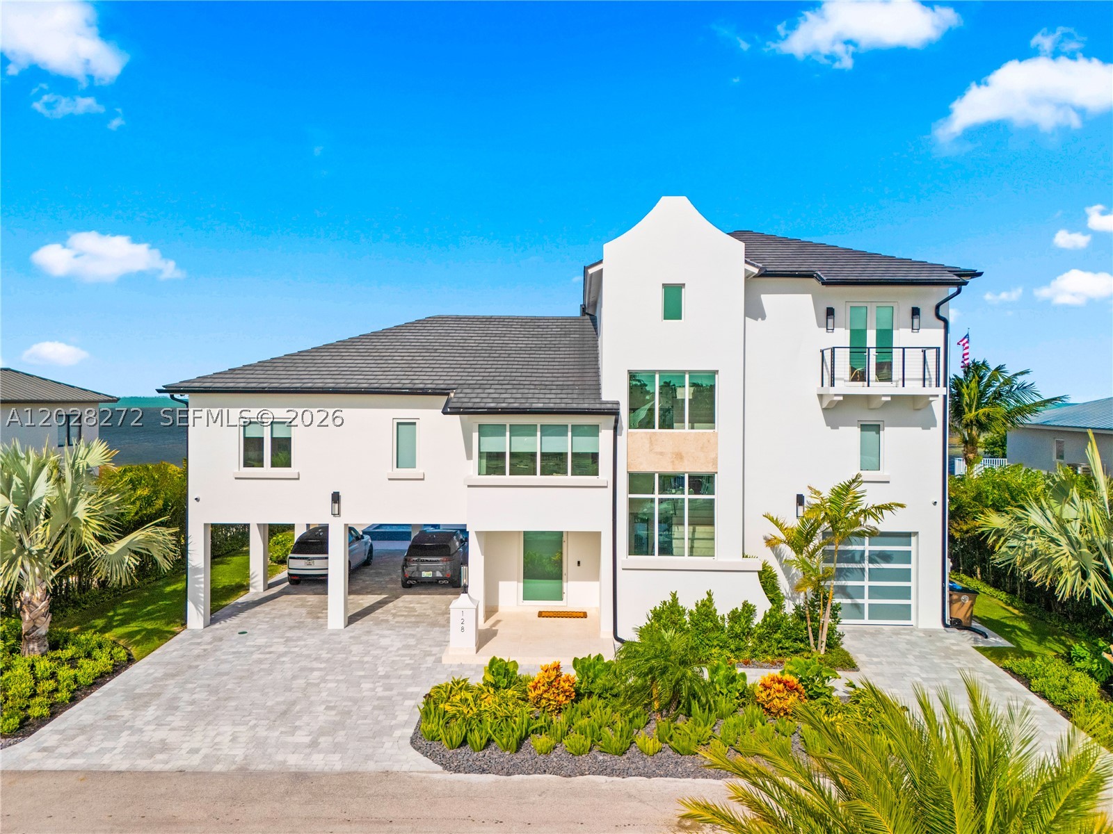 128 Sunrise Drive — photo