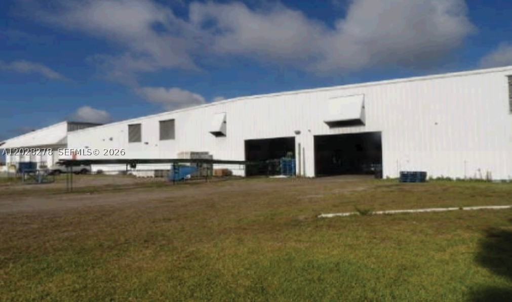 15877 E SR 80 — photo