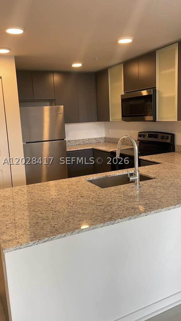 5587 Millenia Park Blvd 519 — photo