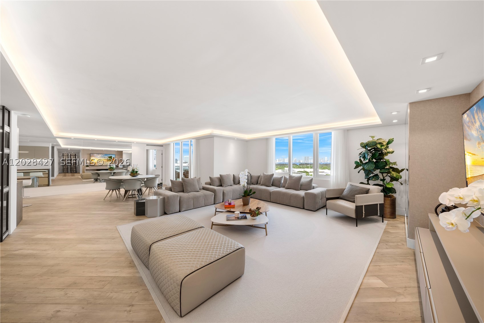 2301 Collins Ave 1432 — photo