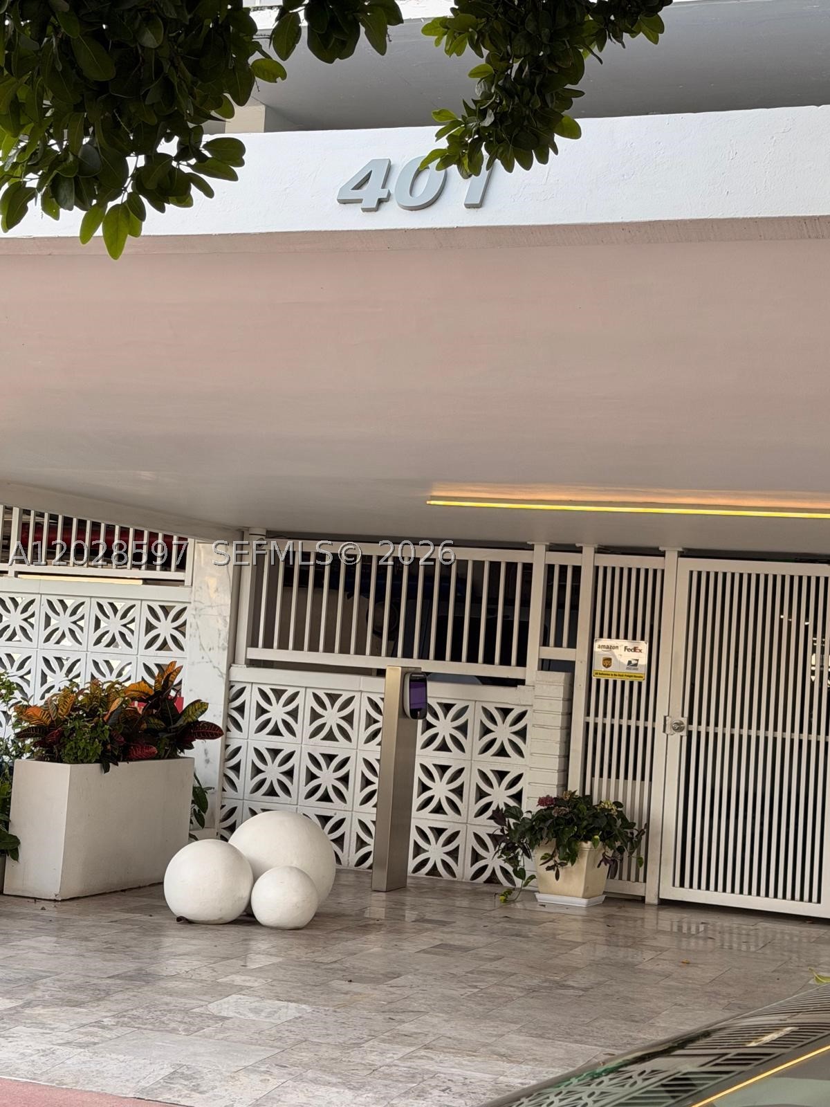 401 Ocean Dr 224 — photo