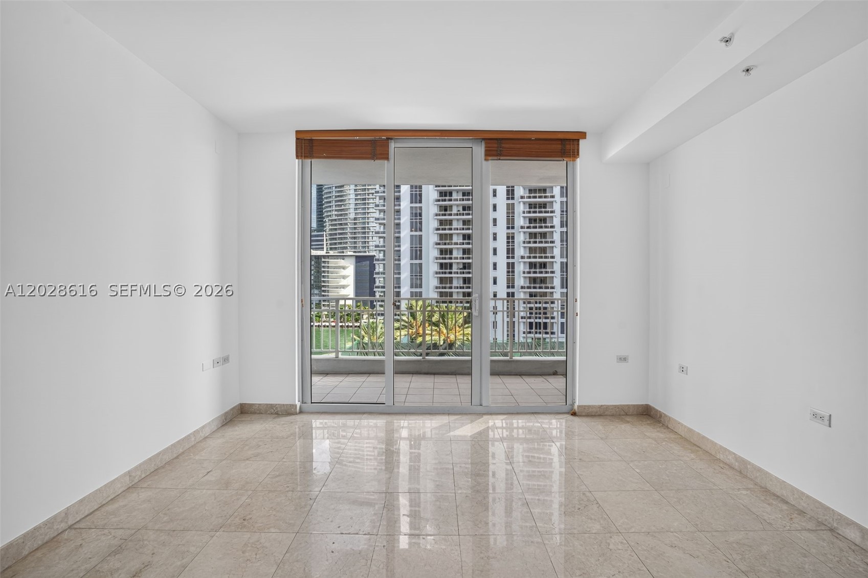 801 Brickell Key Blvd 906 — photo