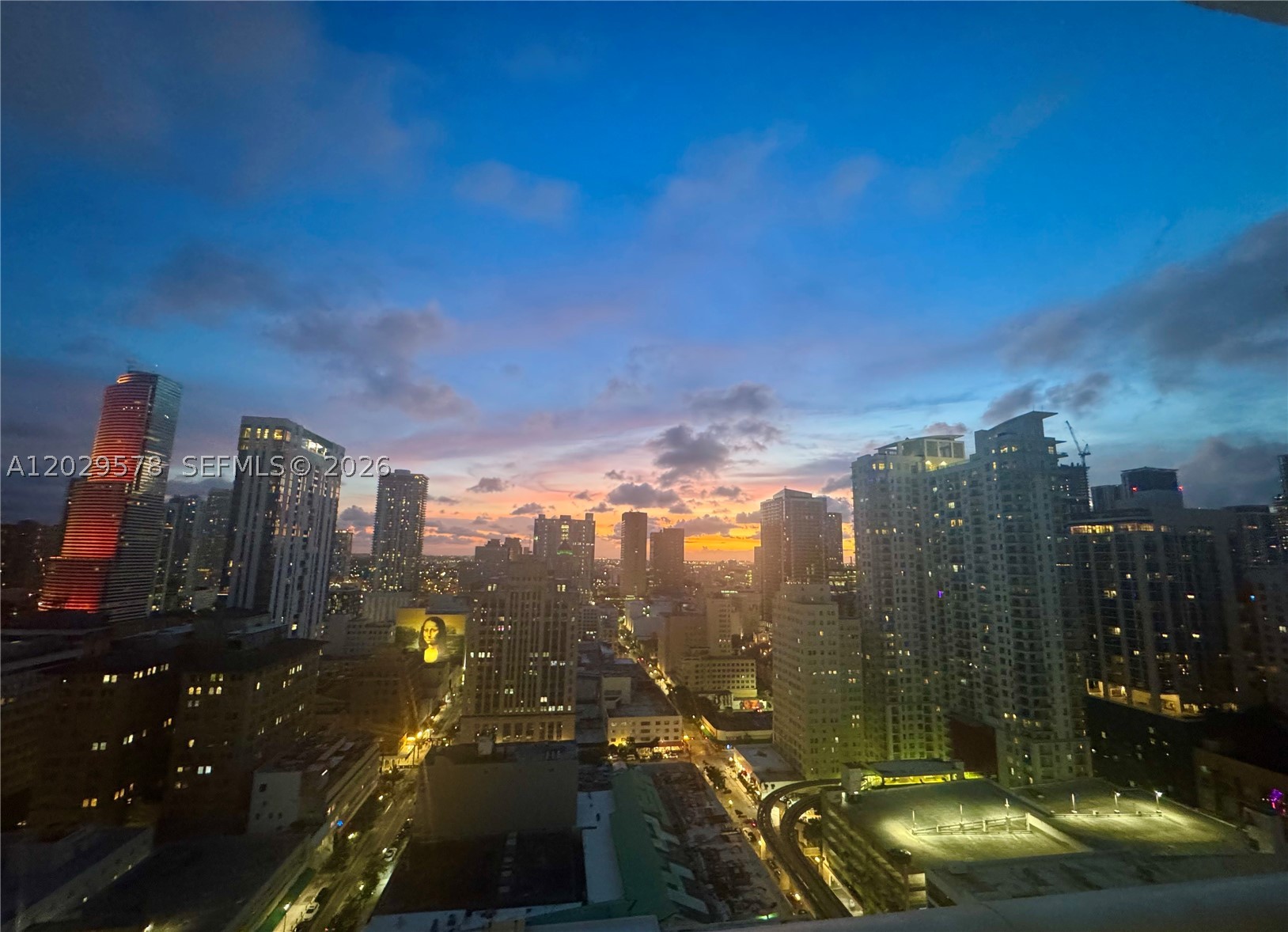 50 Biscayne Blvd 2707 — photo