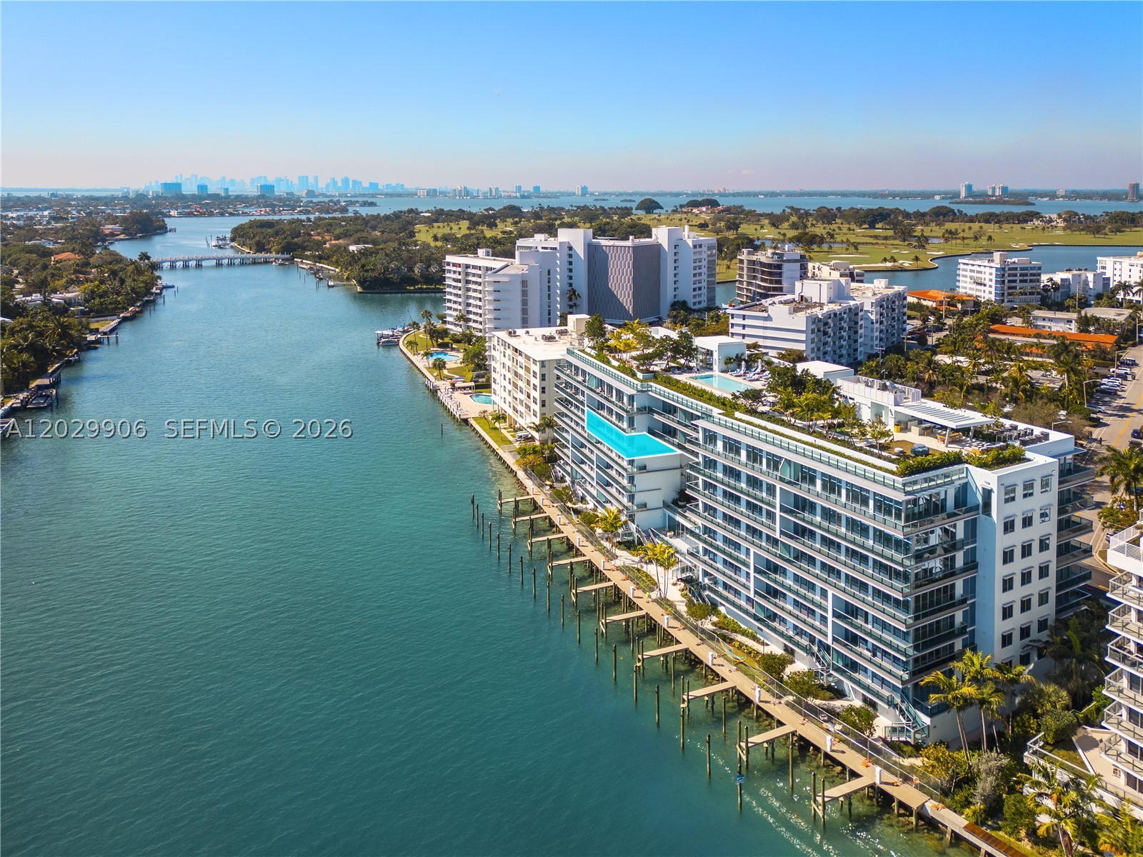 9201 E Bay Harbor Dr 603 — photo
