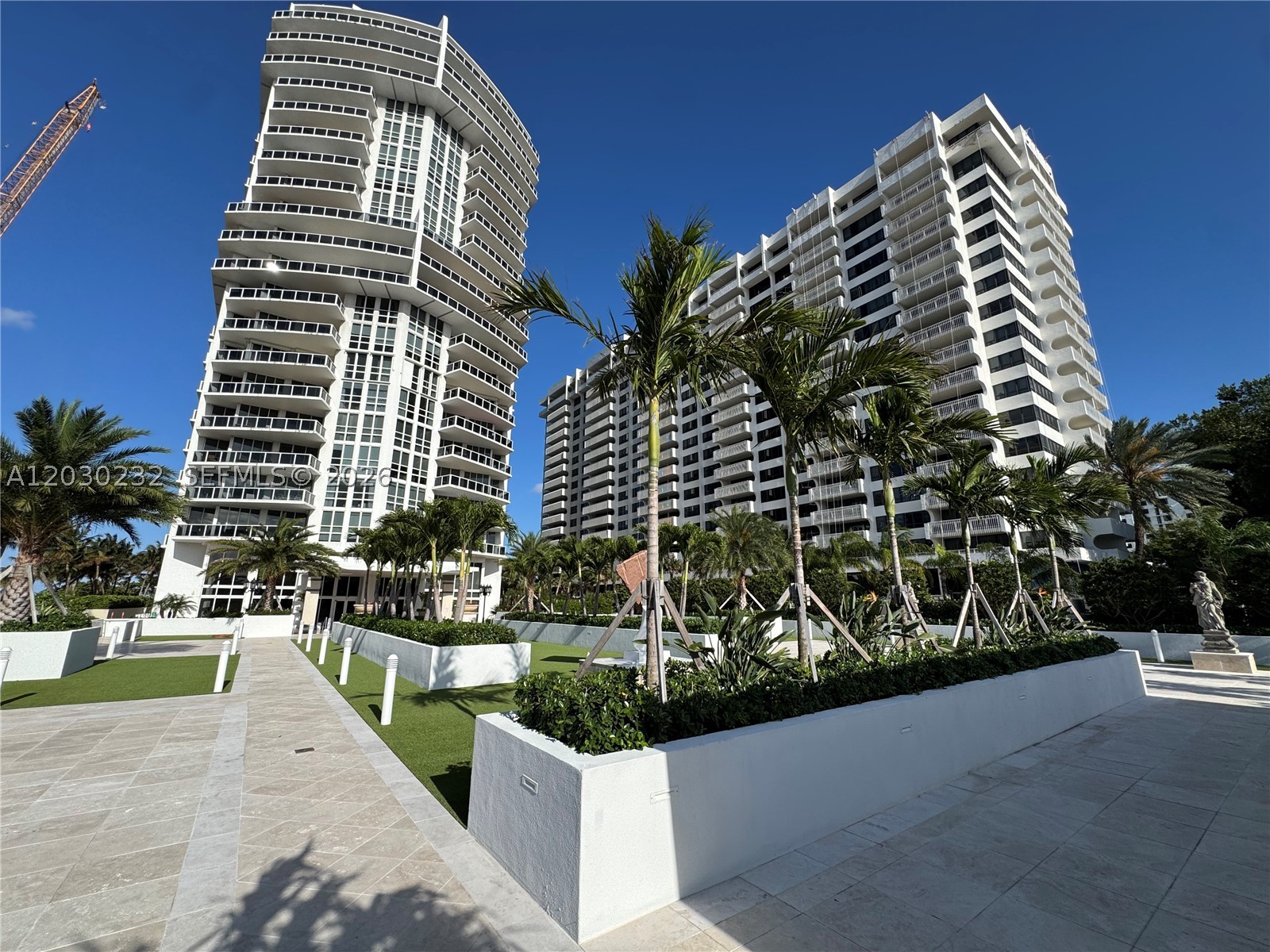 10225 Collins Ave 503 — photo