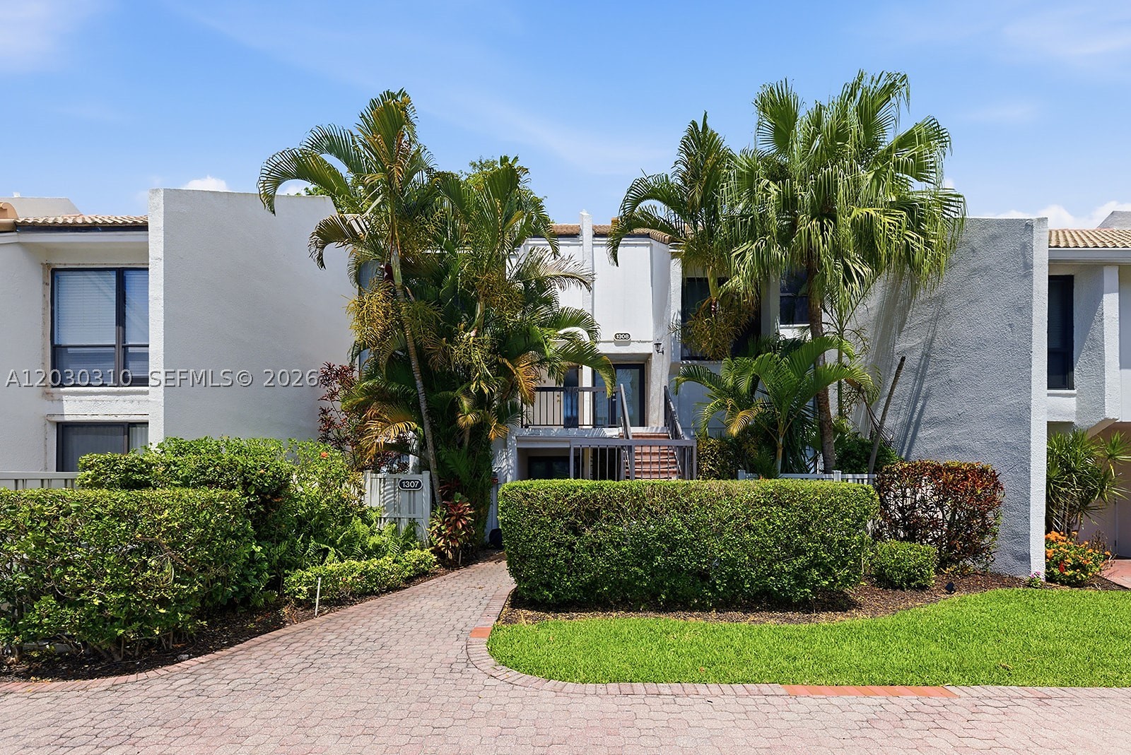 1309 Bridgewood Dr — photo