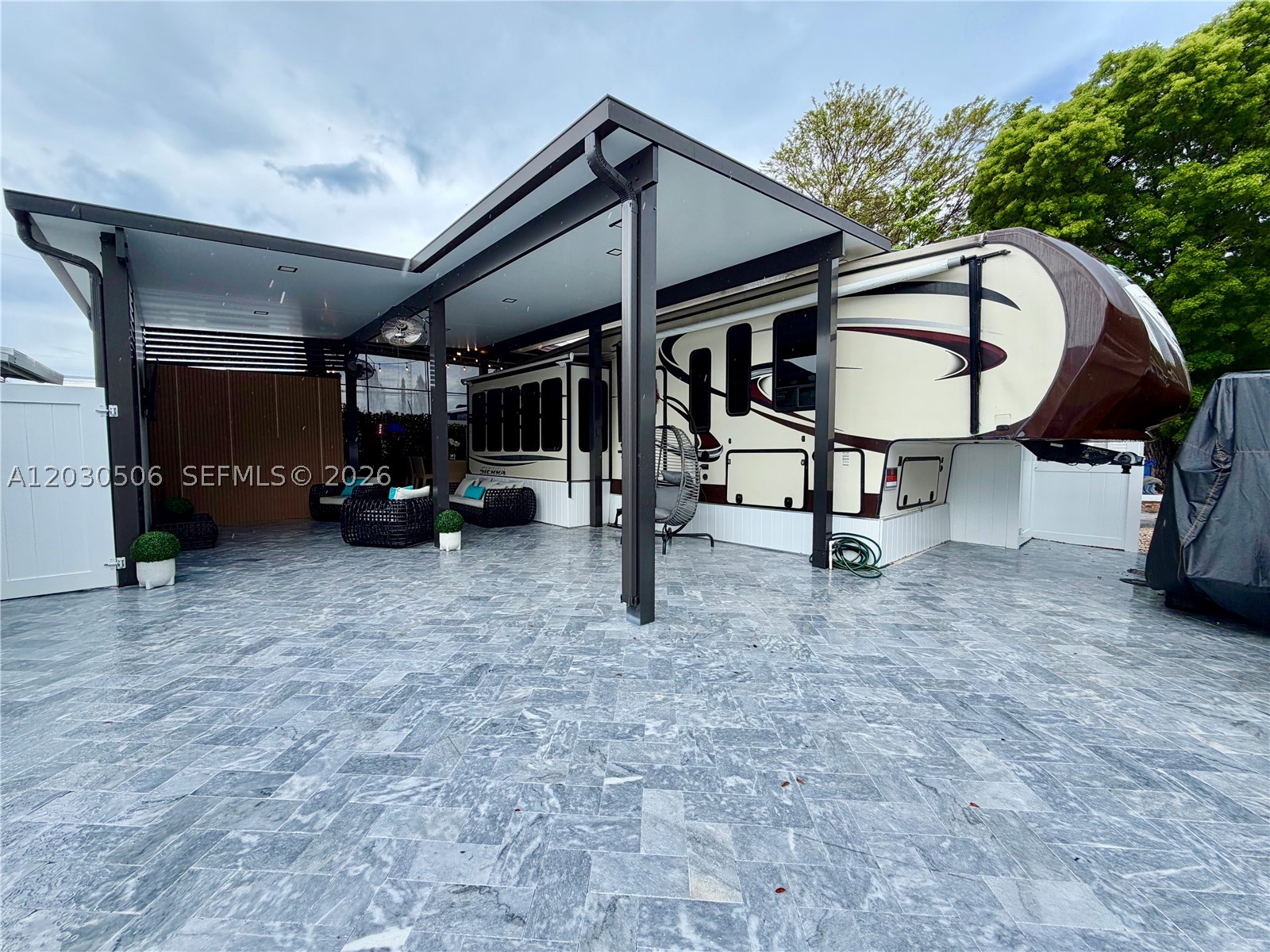 325 Calusa Street #409 — photo