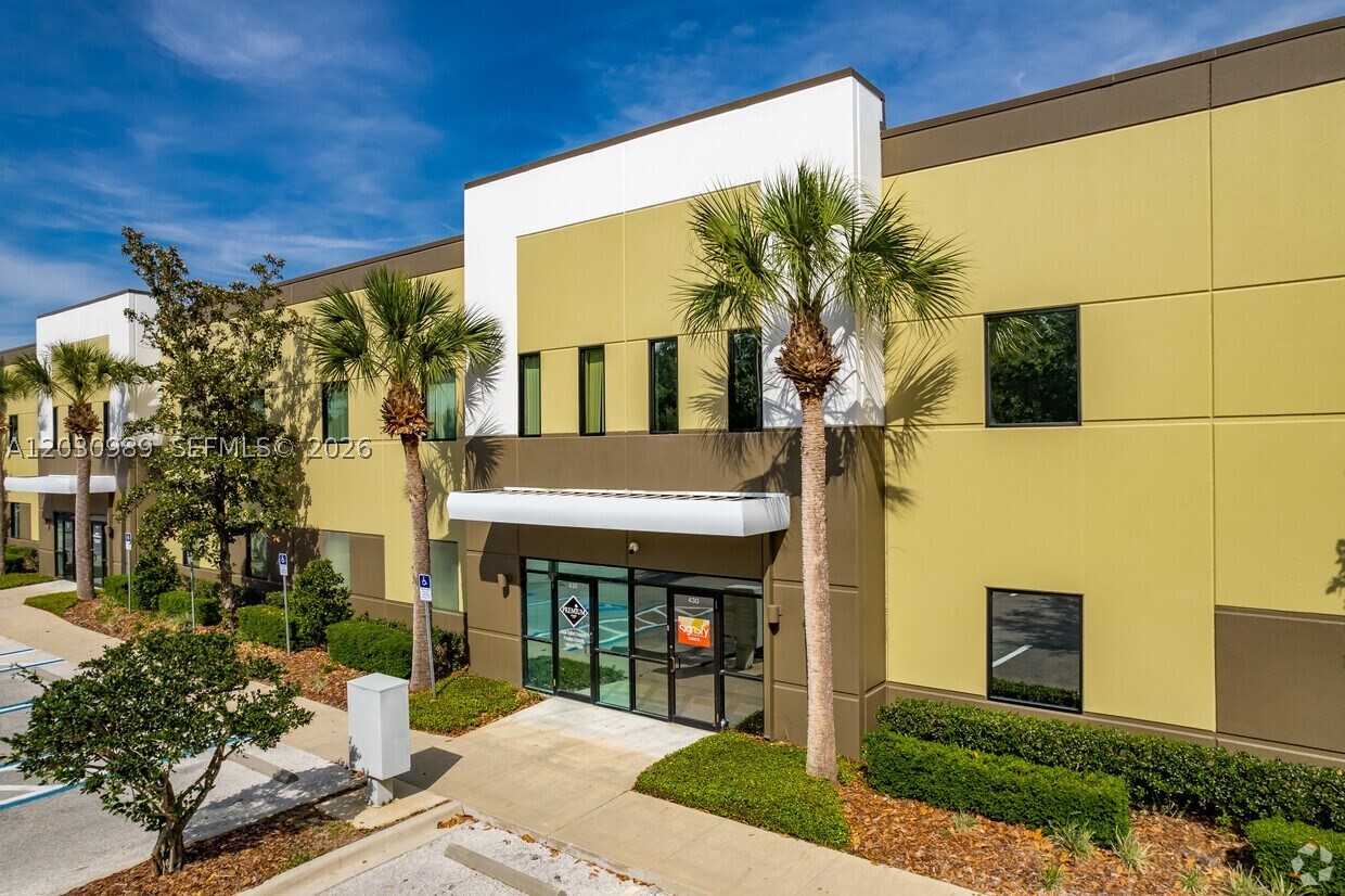 640 Brooker Creek Blvd 430 — photo
