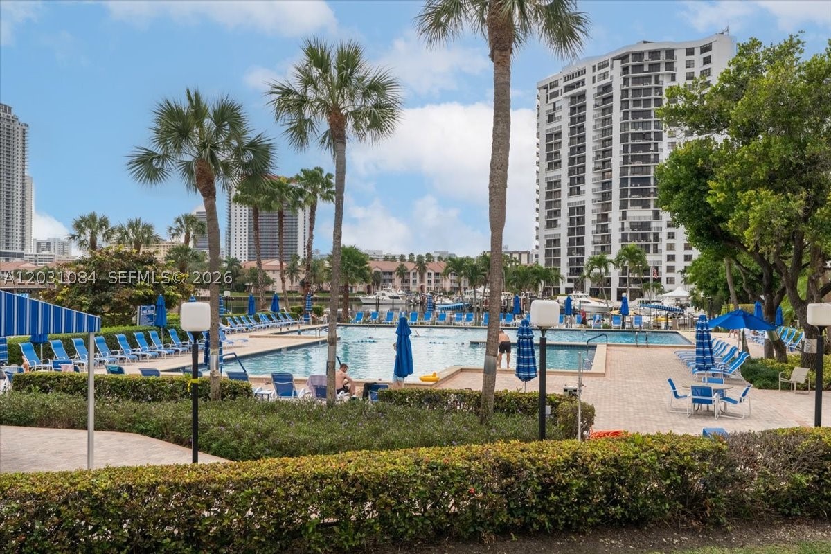600 Three Islands Blvd 1413 — photo