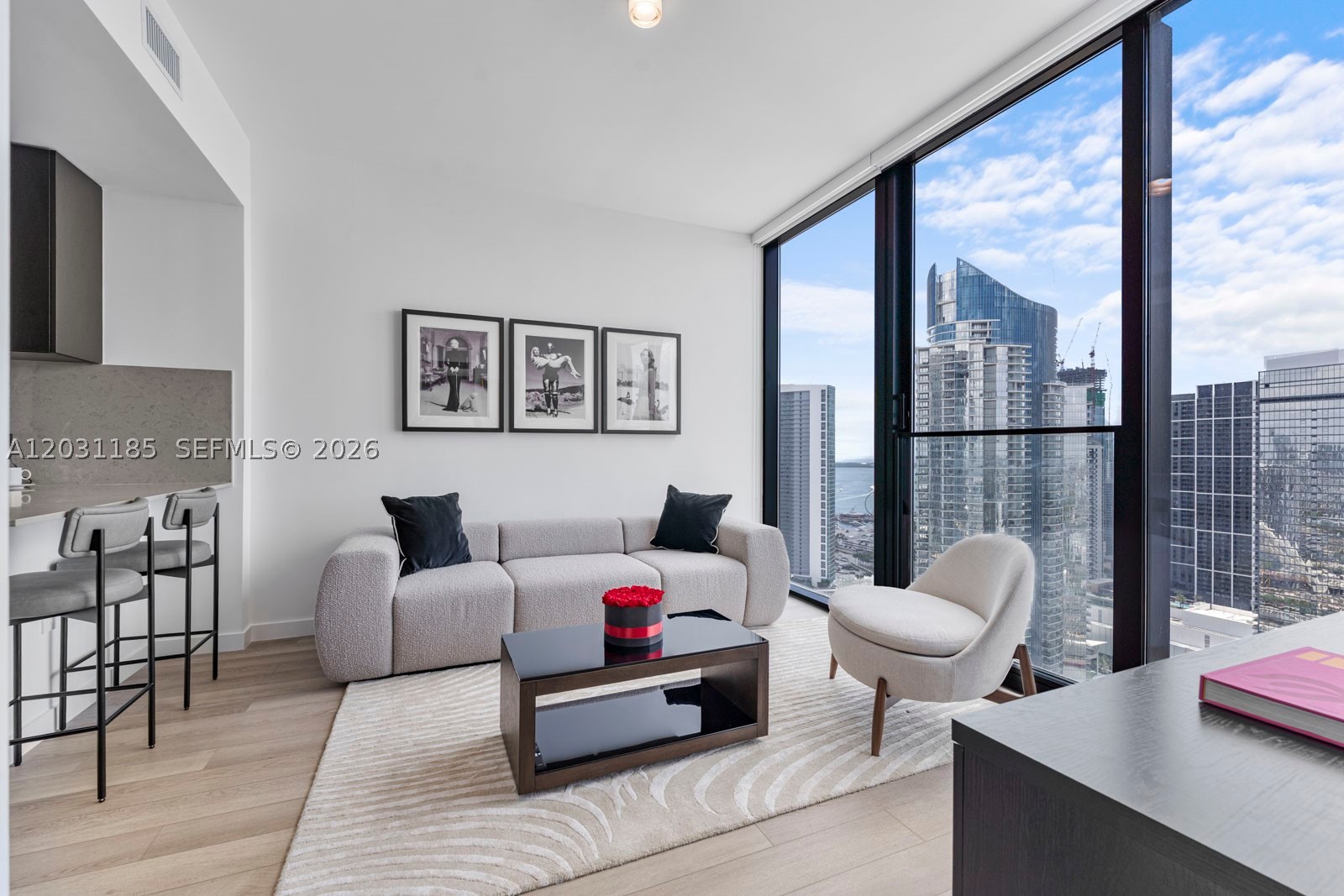 20 NE 11th Street 4309 — photo