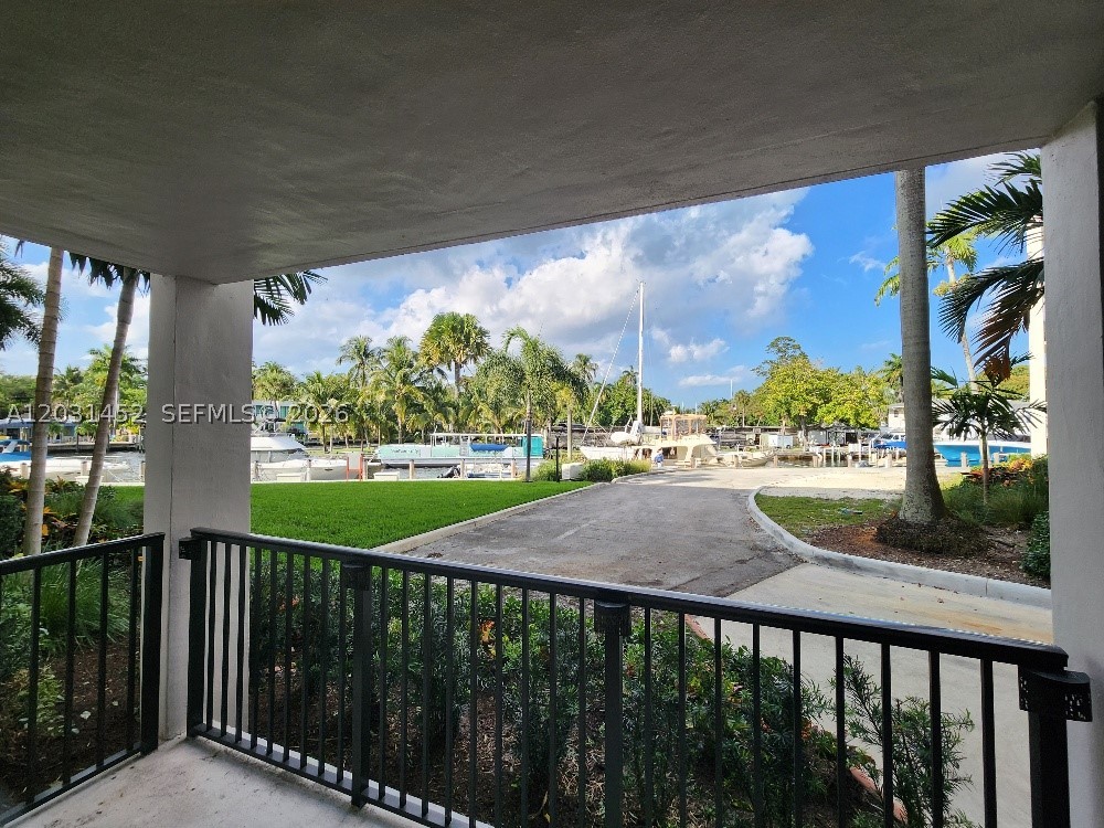 1301 River Reach Dr 106 — photo