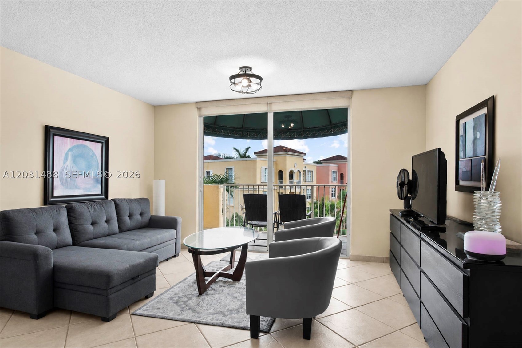 19701 E Country Club Dr 5604 — photo