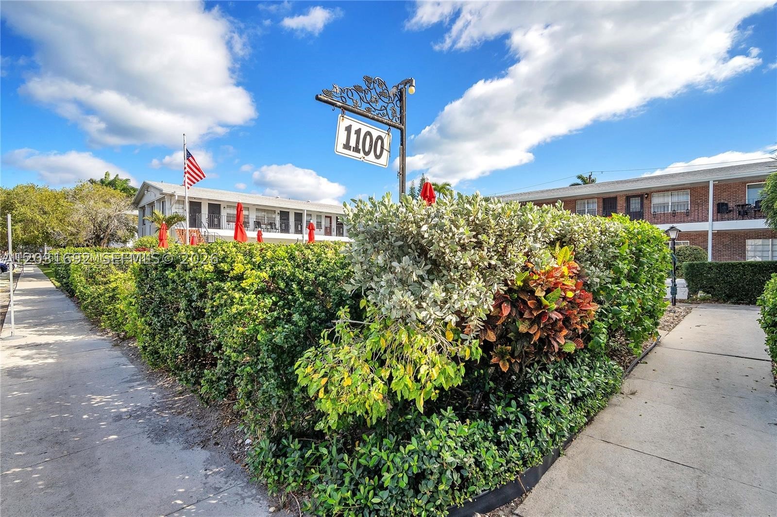 1100 Atlantic Shores Blvd 402 — photo