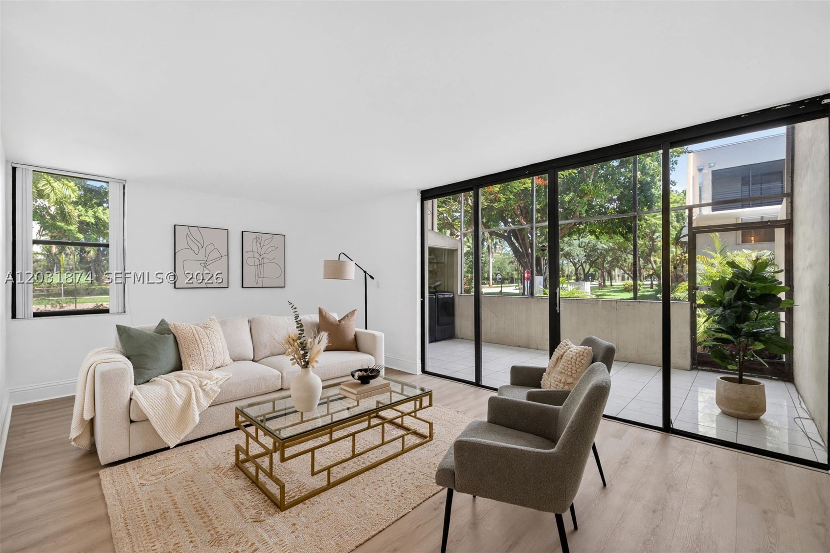 20300 W Country Club Dr 106-3 — photo