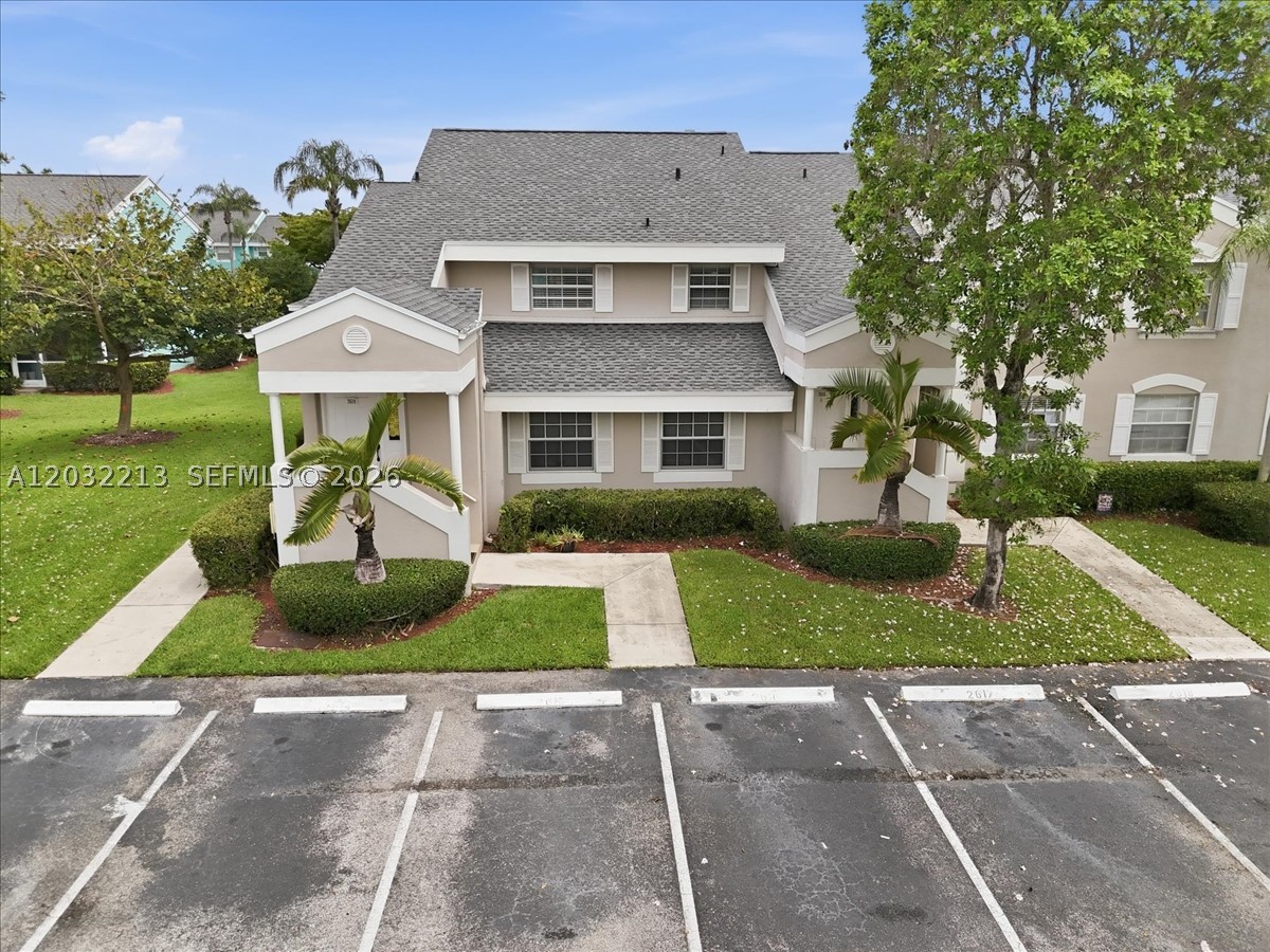 2614 SE 21st Ct 201-B — photo