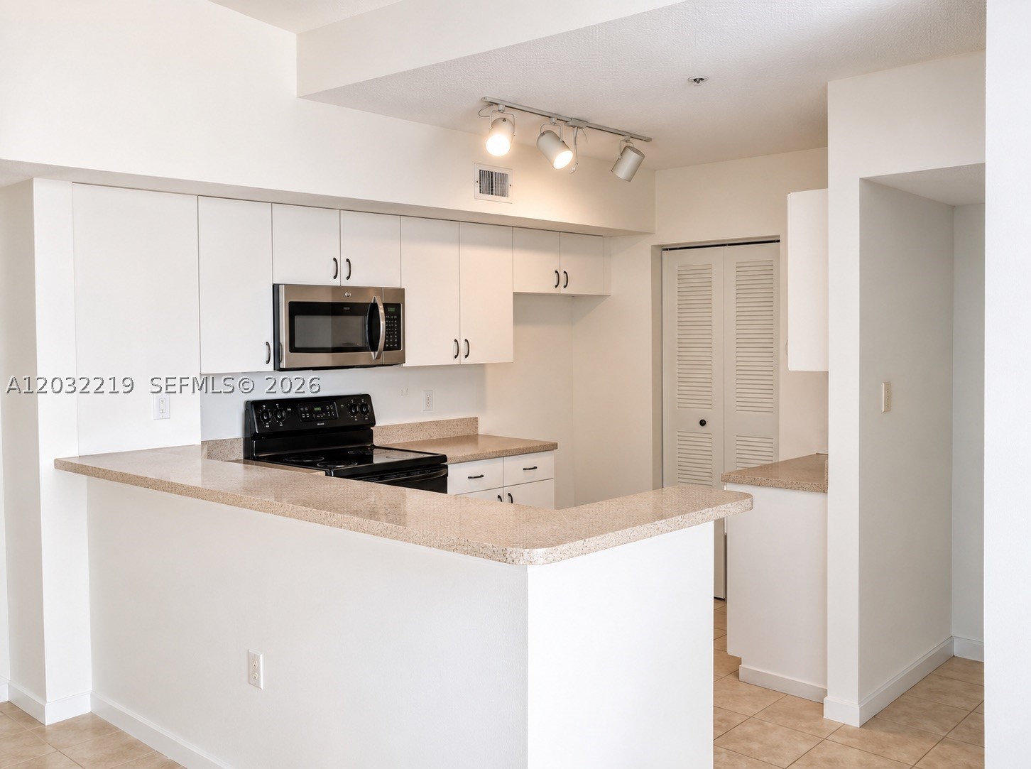 3854 Lyons Rd 301-5 — photo