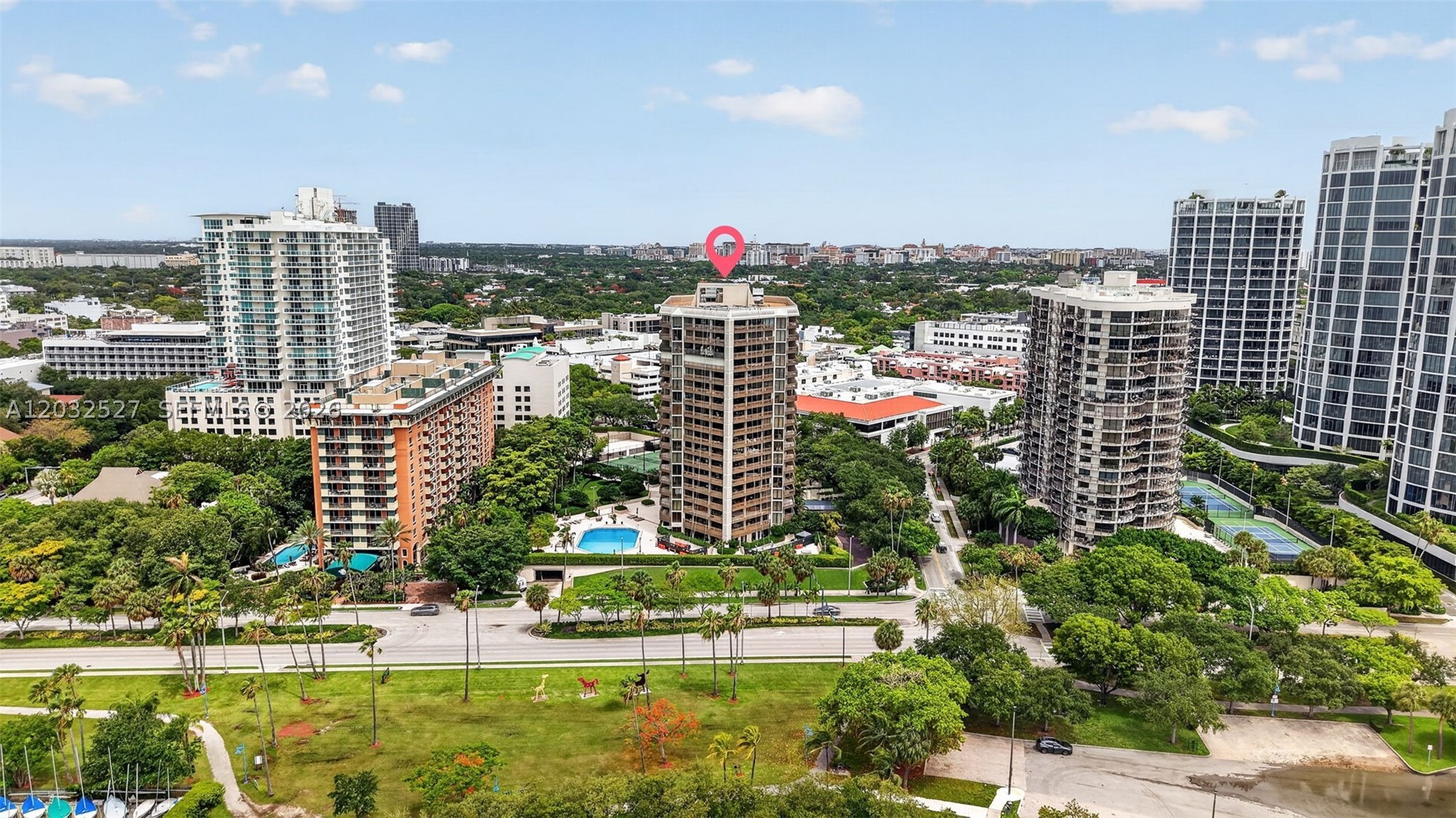 2901 S Bayshore Dr 4a — photo