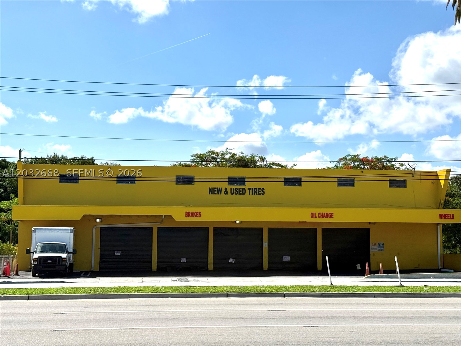 20400 S Dixie Hwy — photo