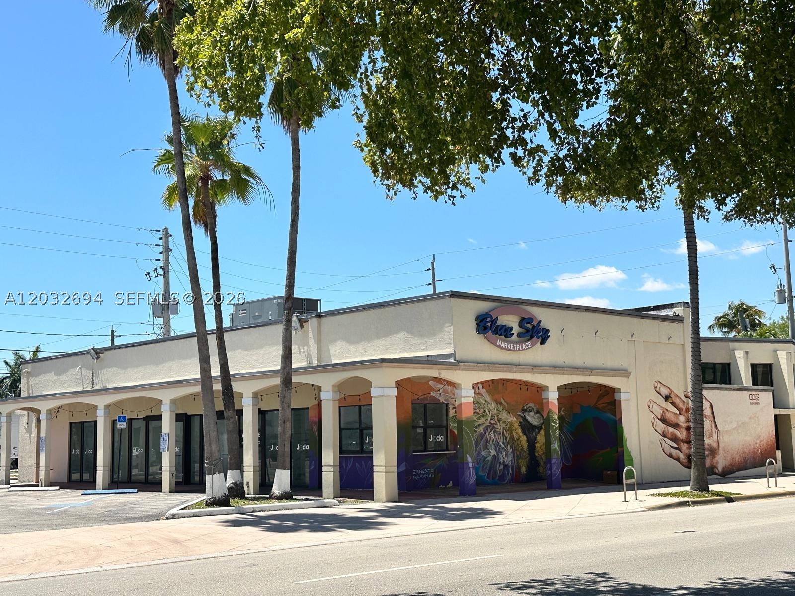 1250 Normandy Dr — photo