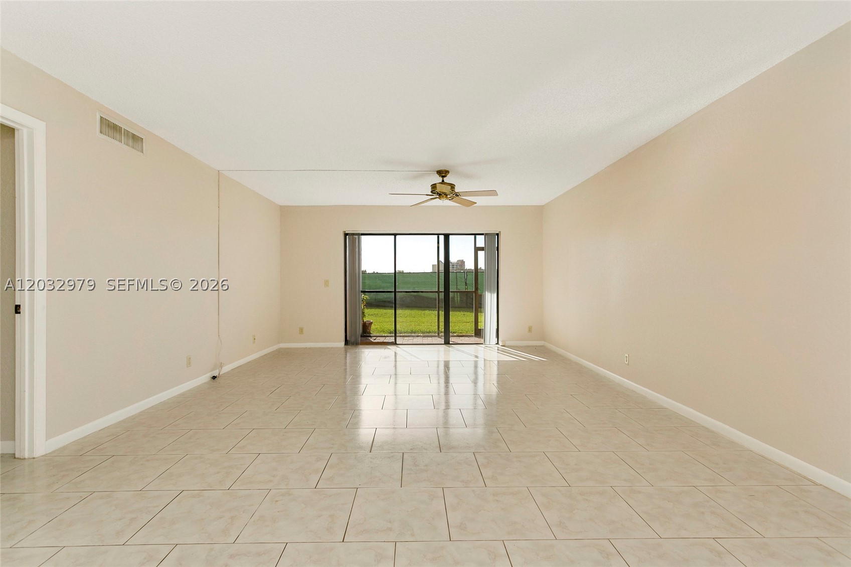 300 Racquet Club Rd 104 — photo