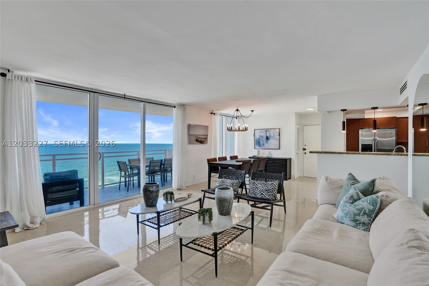 2030 S Ocean Dr 821 — photo