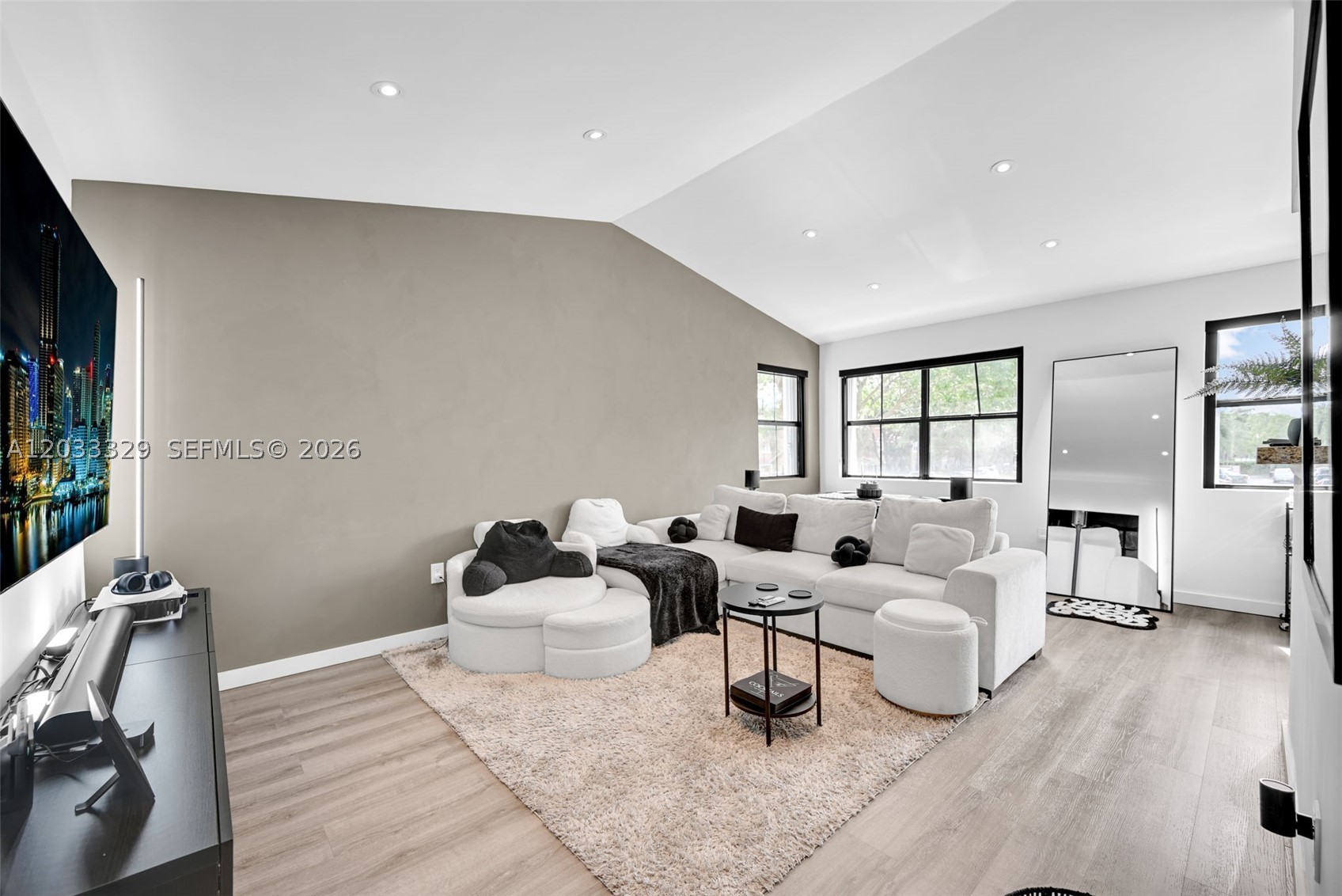 10560 SW 156th Pl 208 — photo