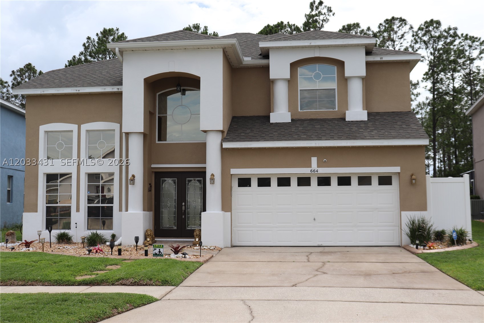 664 Oxford Drive — photo