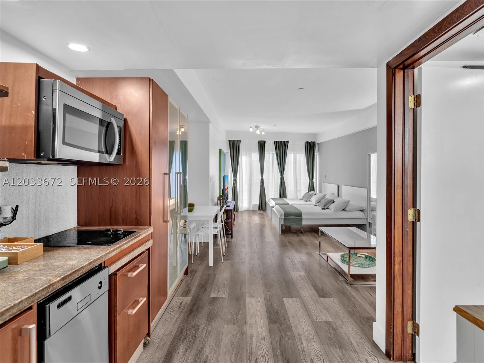 1052 Ocean Dr C203 — photo