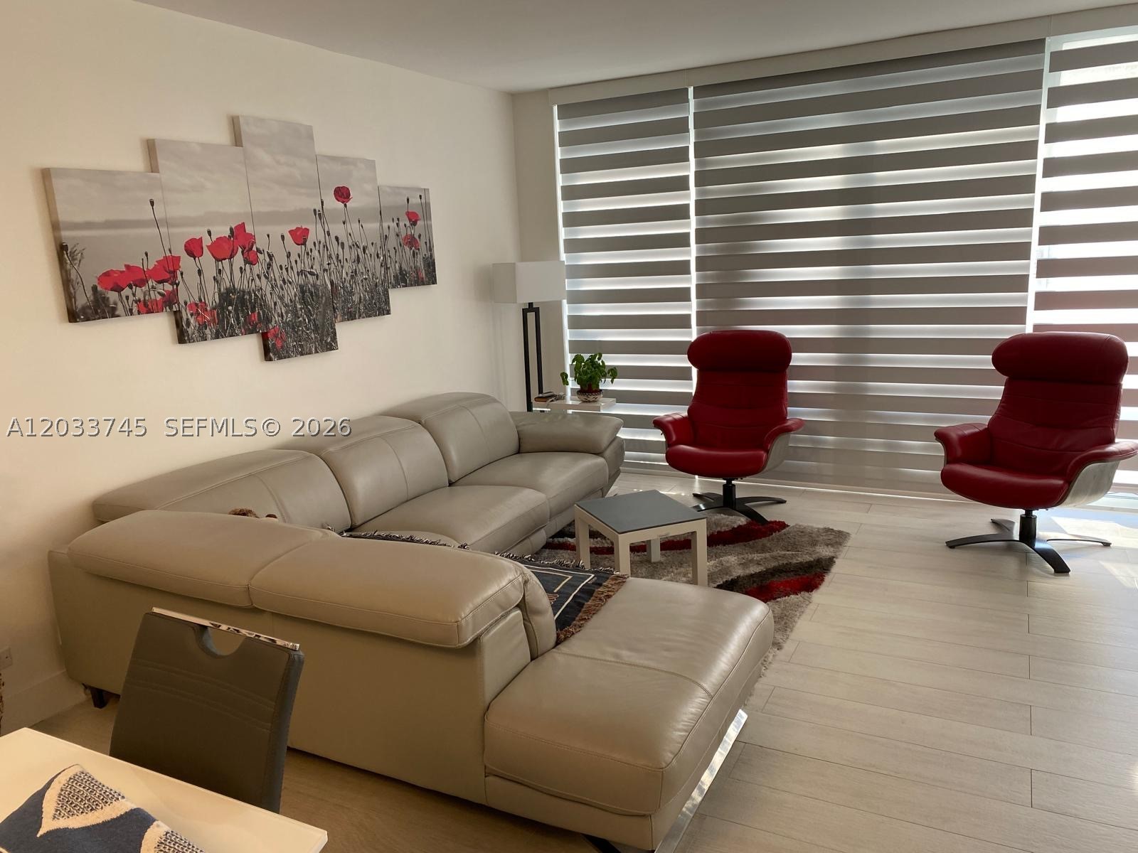 5601 Collins Ave 622 — photo