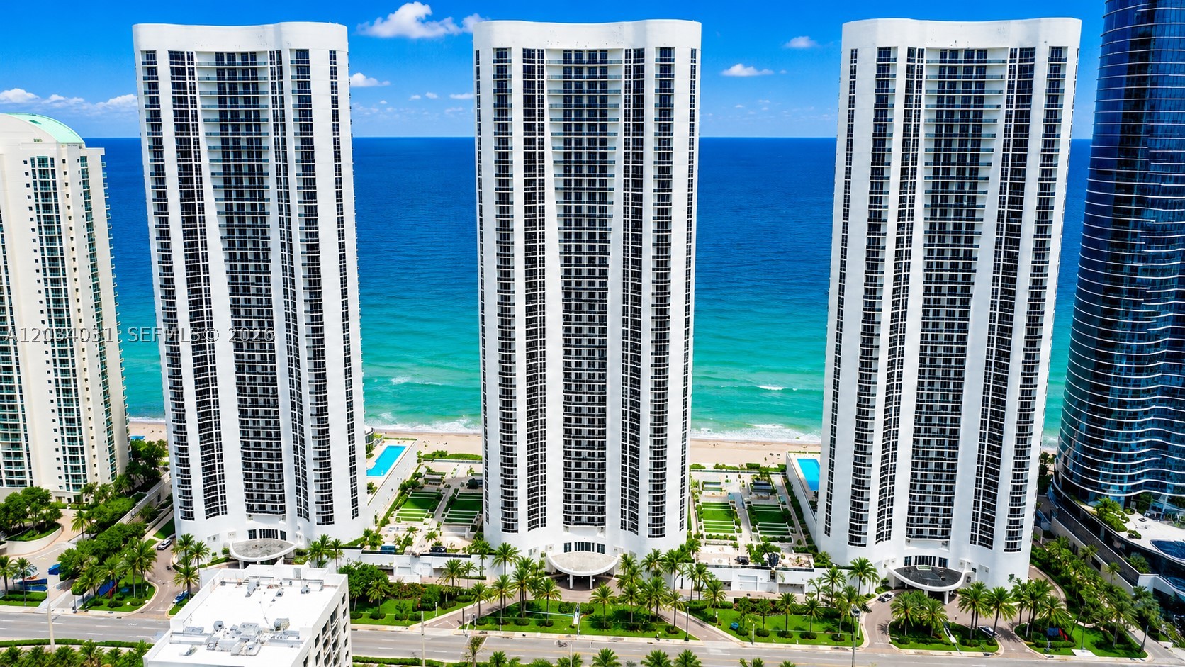 15901 Collins Ave 403 — photo