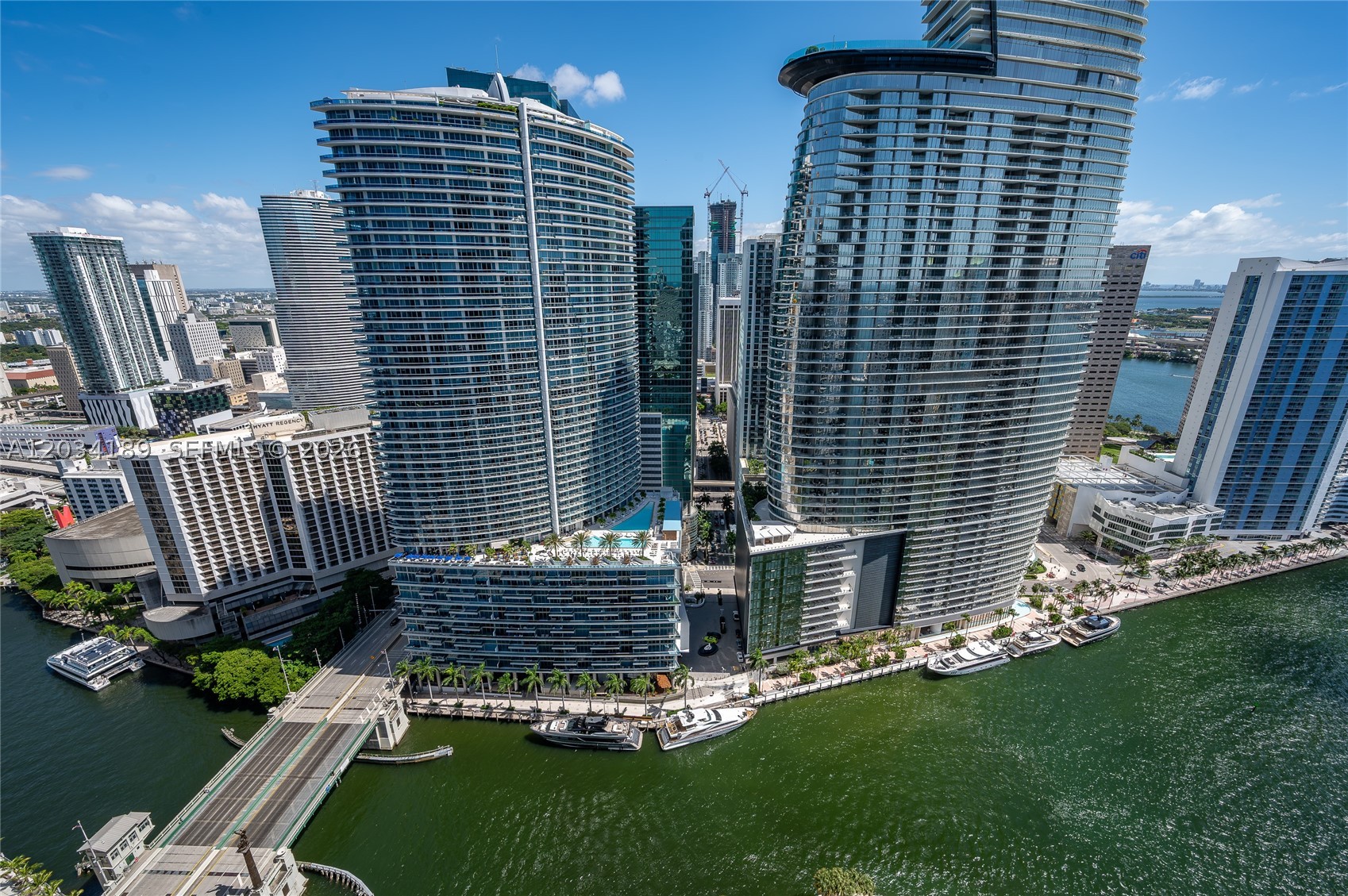 475 Brickell Ave 4115 — photo