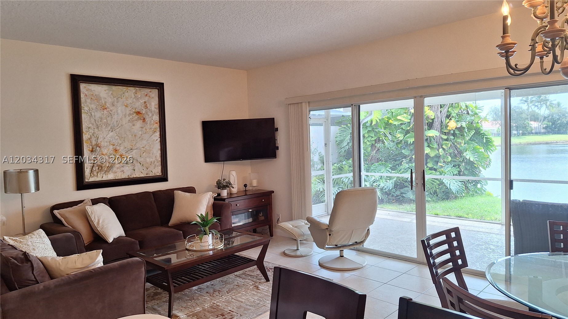 2104 Tigris Dr — photo