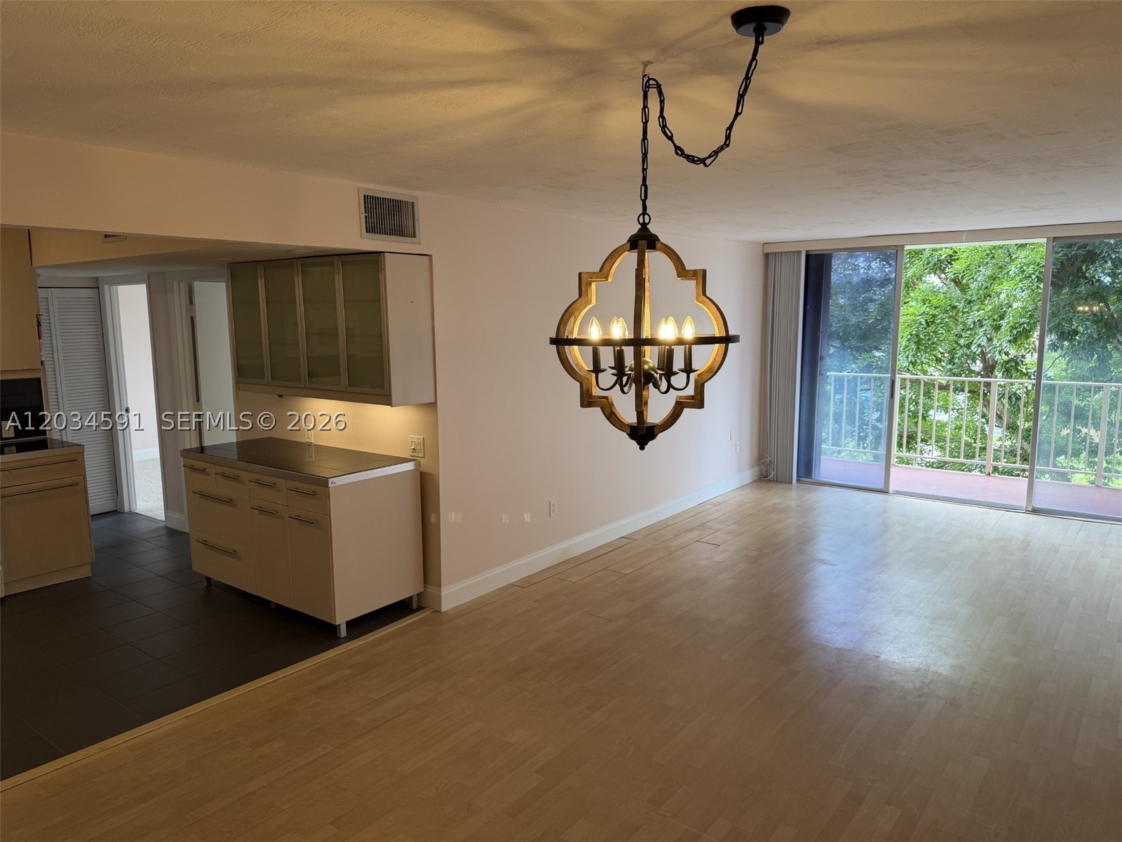 13120 SW 92nd Ave B-404 — photo
