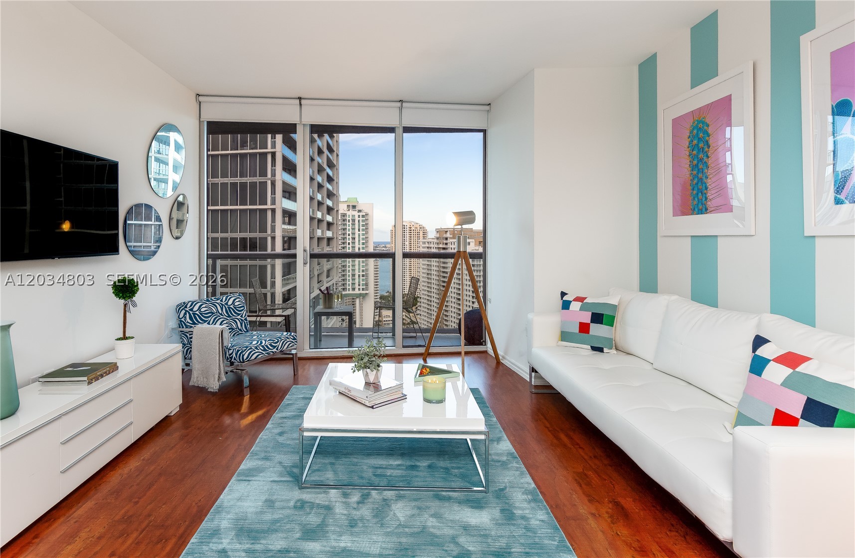 485 Brickell Ave 3211 — photo
