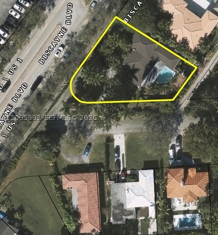 10115 Biscayne Blvd — photo