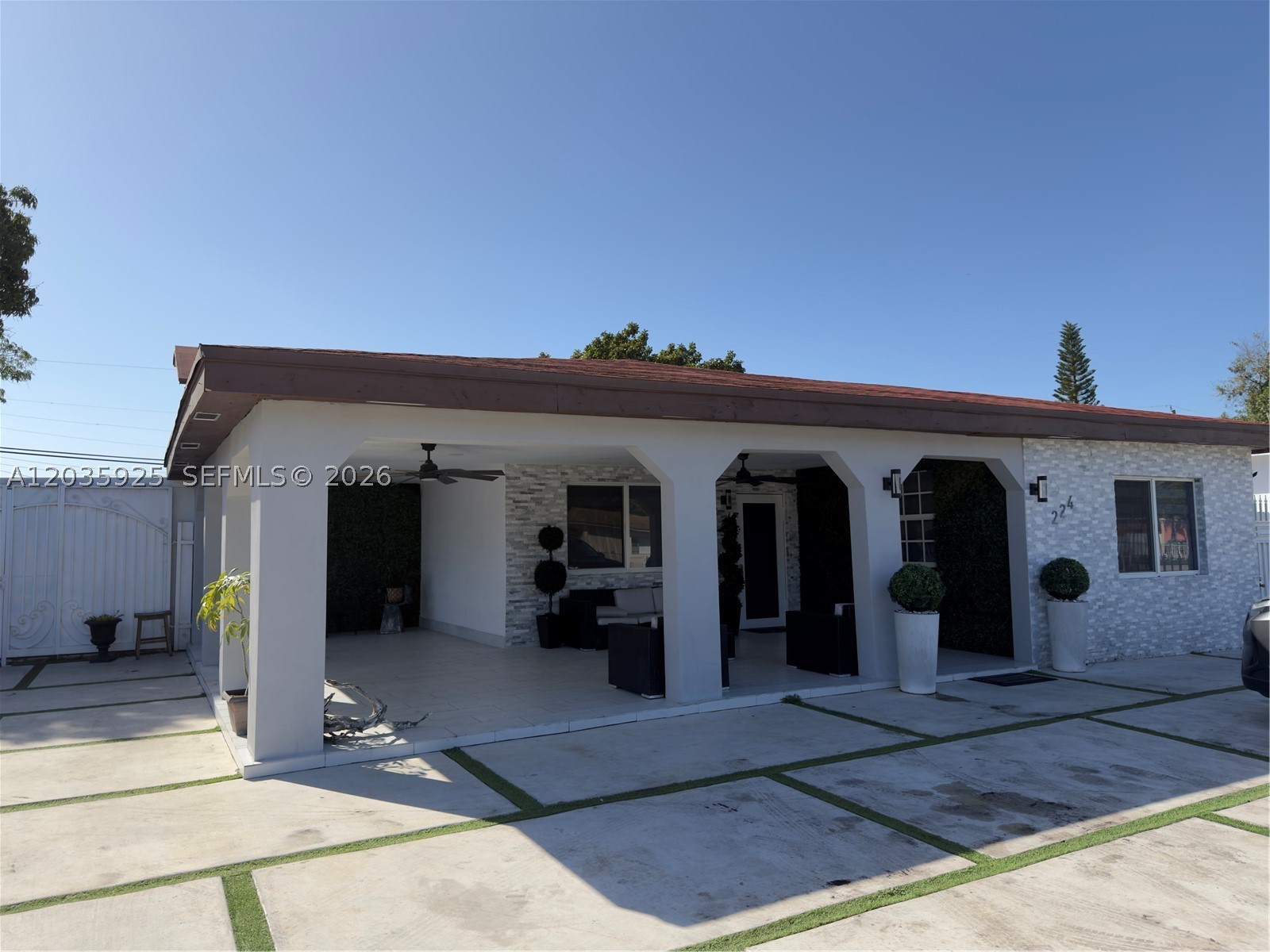 224 E 42nd Street, Hialeah, FL 33013 — photo 2