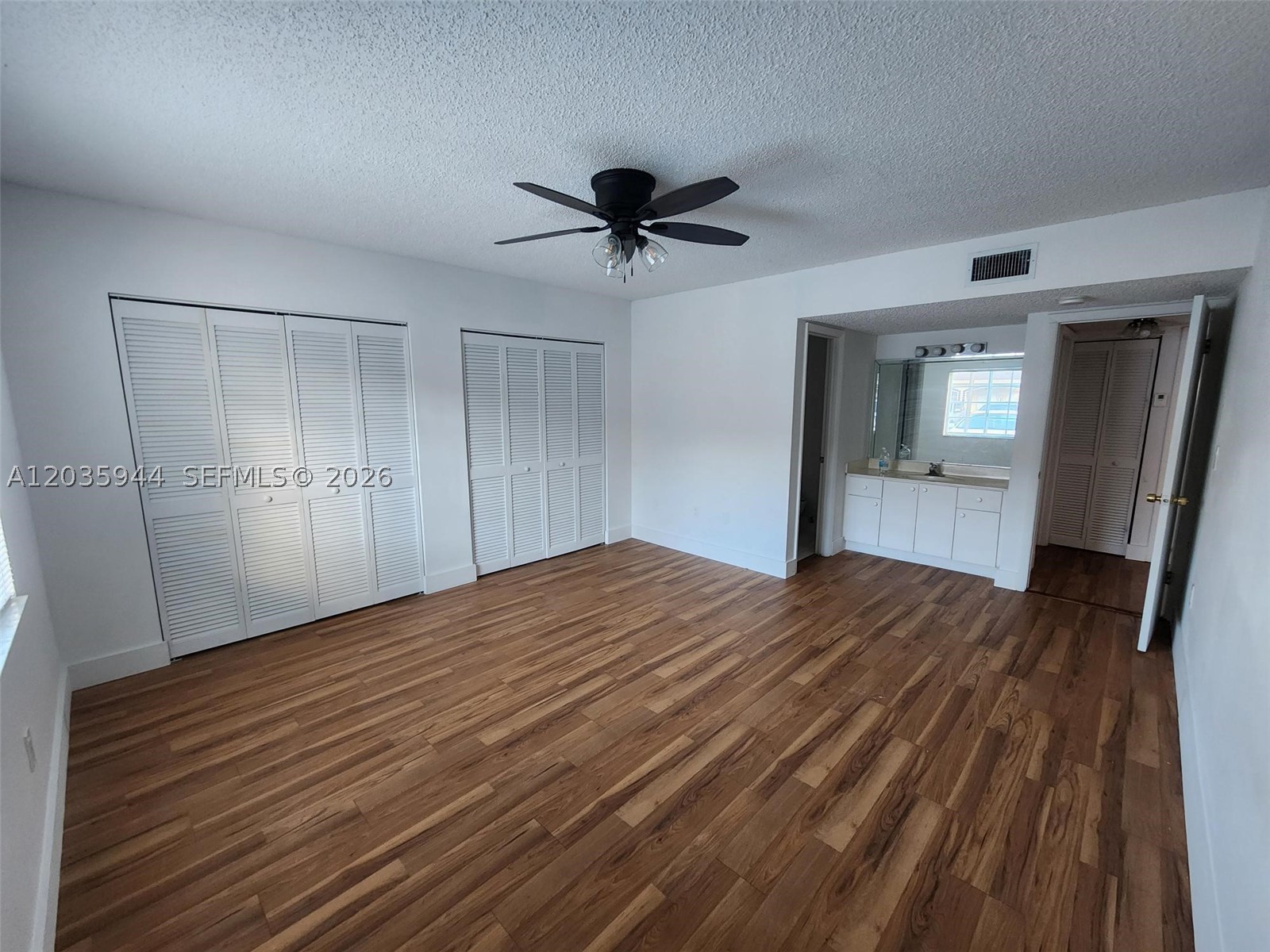 10019 W Okeechobee Rd 102 — photo