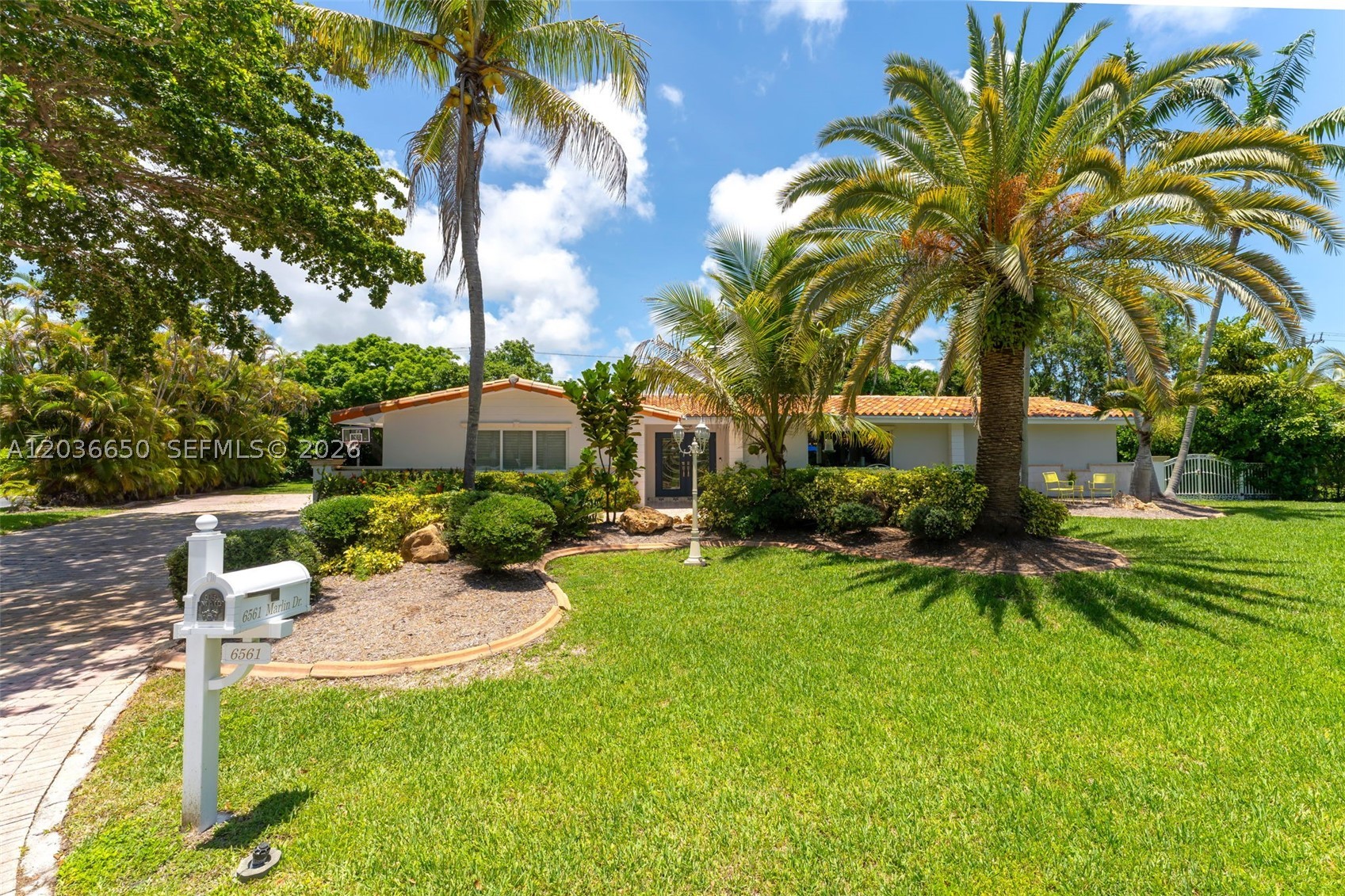 6561 Marlin Dr — photo