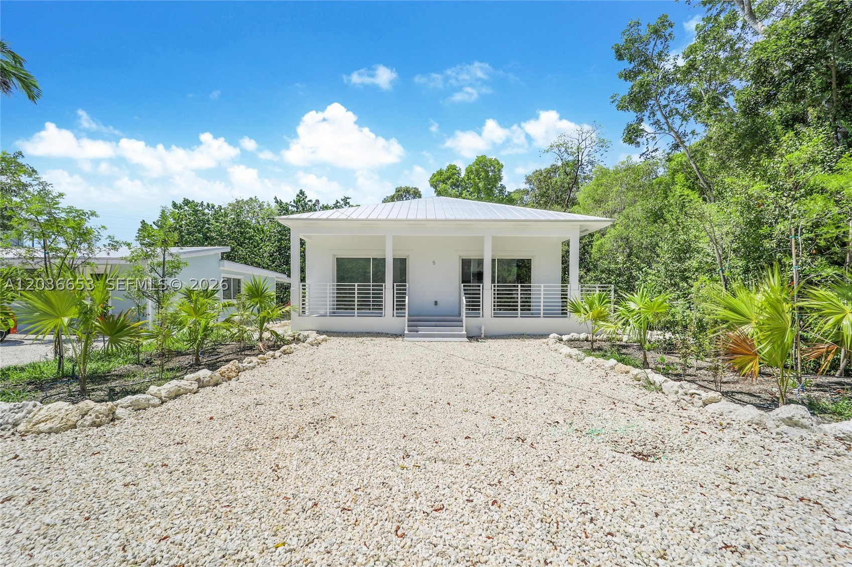 5 Bowen Dr — photo