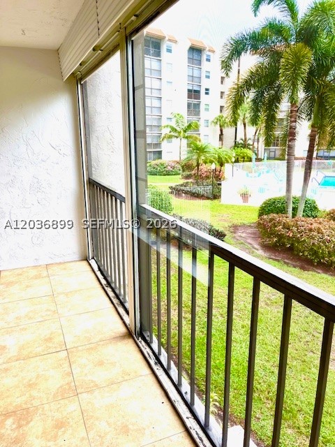 3920 Inverrary Blvd 204C — photo
