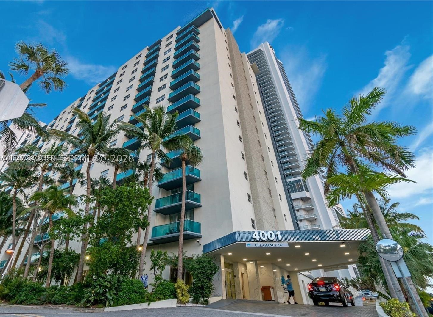 4001 S Ocean Dr 11a — photo