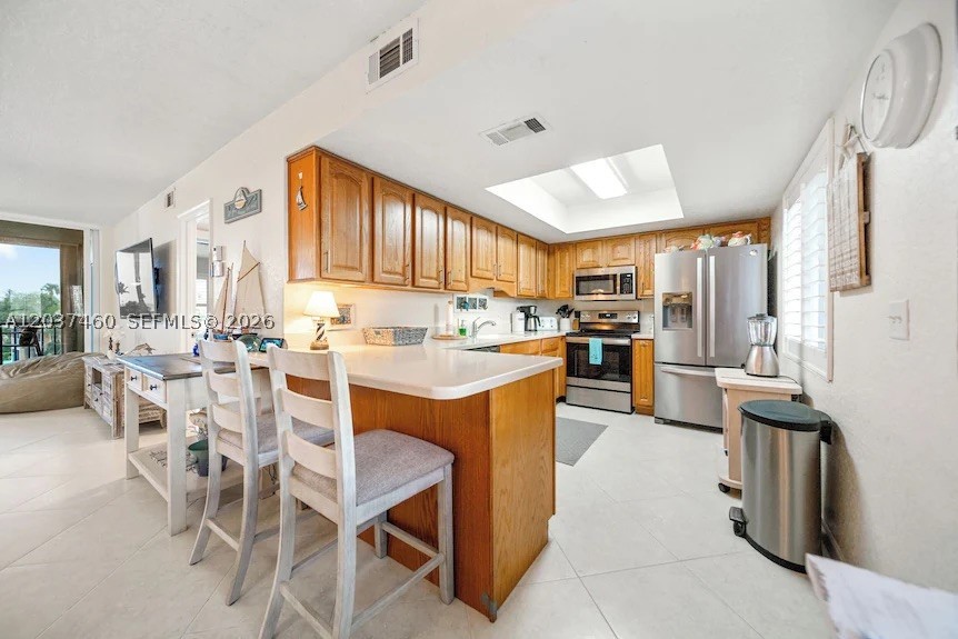 2400 S Ocean Dr 7134 — photo